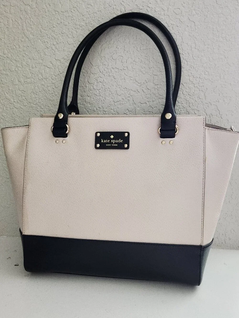 Like New Kate Spade NY Cream & Black Leather Tote Bag